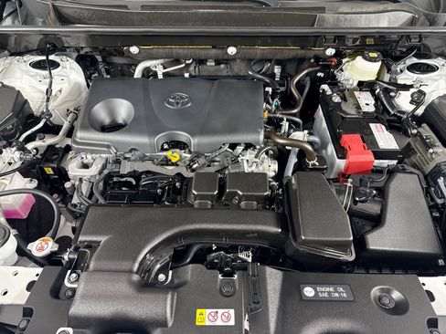 Certified 2025 Toyota RAV4 LE FWD image 43