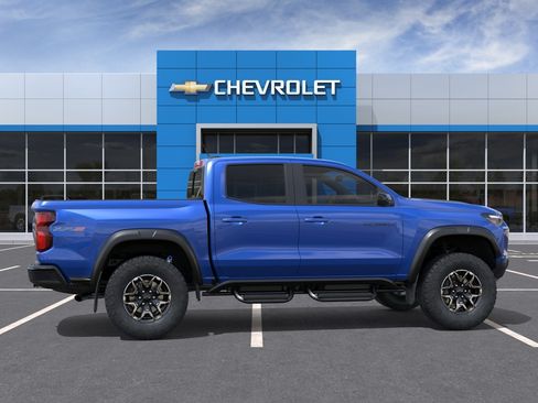New 2026 Chevrolet Colorado ZR2 w/ Technology Package AWD/4WD image 5