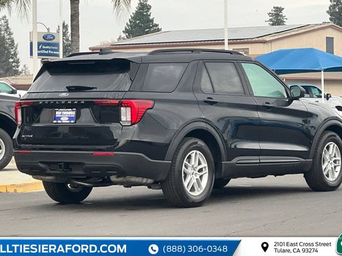 New 2026 Ford Explorer Active RWD image 7