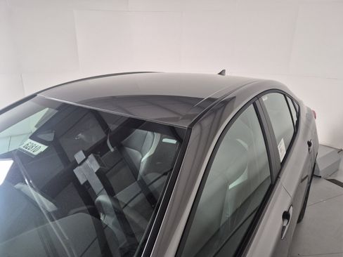 New 2026 Toyota Camry Hybrid image 9