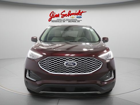 Used 2024 Ford Edge SEL w/ Convenience Package AWD/4WD image 3