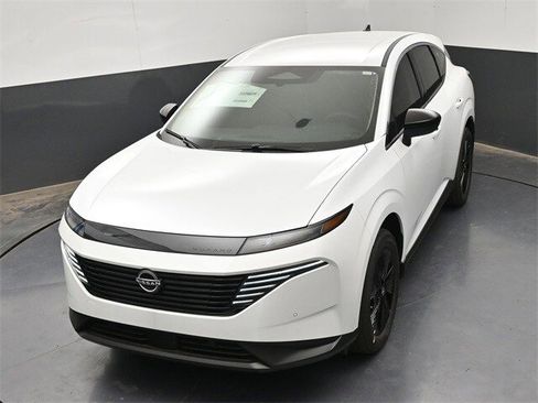 New 2025 Nissan Murano SV image 24