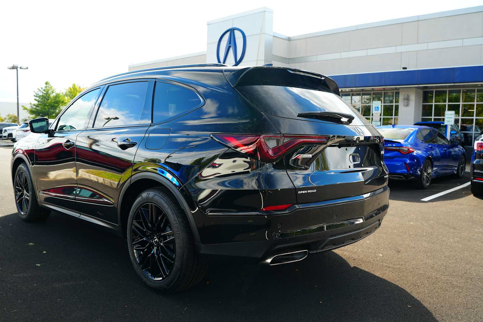 Used 2026 Acura MDX A-Spec w/ Advance Package AWD/4WD image 5