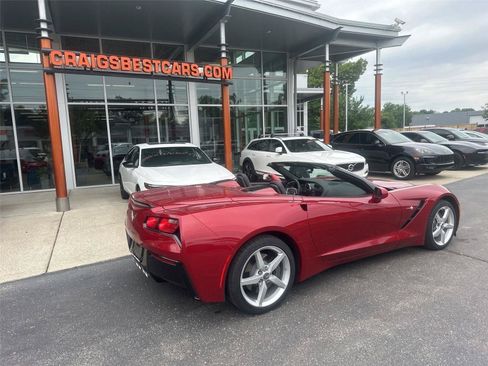 Used 2015 Chevrolet Corvette Stingray Convertible RWD image 3