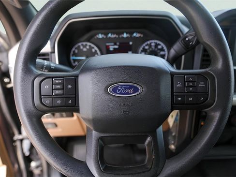 Used 2023 Ford F150 XLT image 15