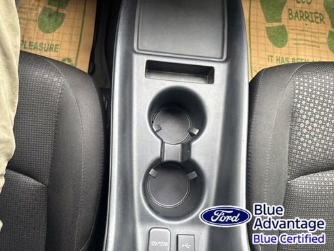 Used 2022 Toyota Prius LE image 22