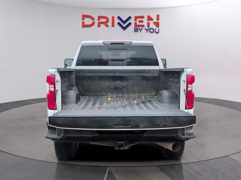 Used 2021 Chevrolet Silverado 2500 LTZ image 5