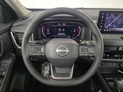New 2026 Nissan Rogue Platinum AWD/4WD image 30