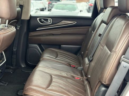 Used 2015 INFINITI QX60 3.5 Sport Utility 4D w/ Premium Package image 15