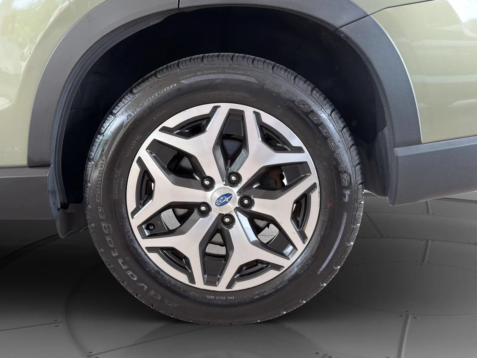 Used 2020 Subaru Forester Premium AWD/4WD image 24