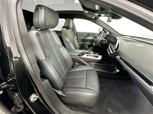 Used 2024 Cadillac Lyriq Tech image 30