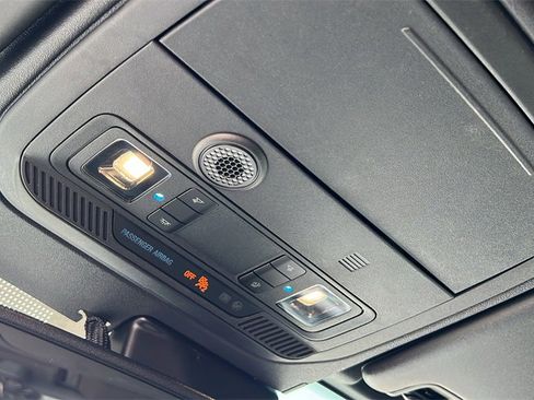 Used 2024 Ford Bronco Outer Banks image 20