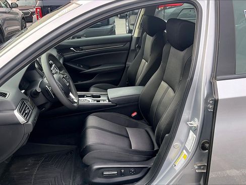 Used 2021 Honda Accord EX image 21