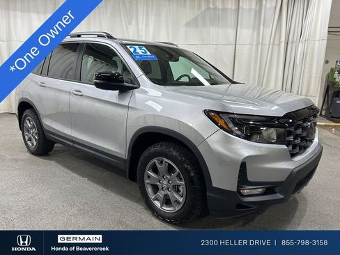 Certified 2025 Honda Passport TrailSport image 1