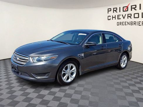Used 2018 Ford Taurus SE FWD image 4