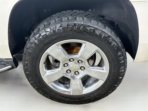 Used 2015 Chevrolet Tahoe LTZ image 24