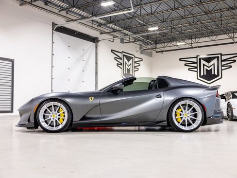 Used 2023 Ferrari 812 GTS image 13