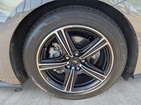 Used 2024 Ford Mustang Premium image 9