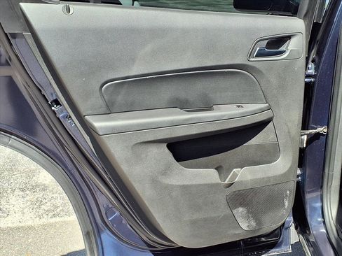 Used 2017 Chevrolet Equinox LT w/ Driver Confidence Package II image 15