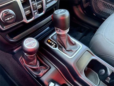 Used 2020 Jeep Wrangler Unlimited Sport S image 20