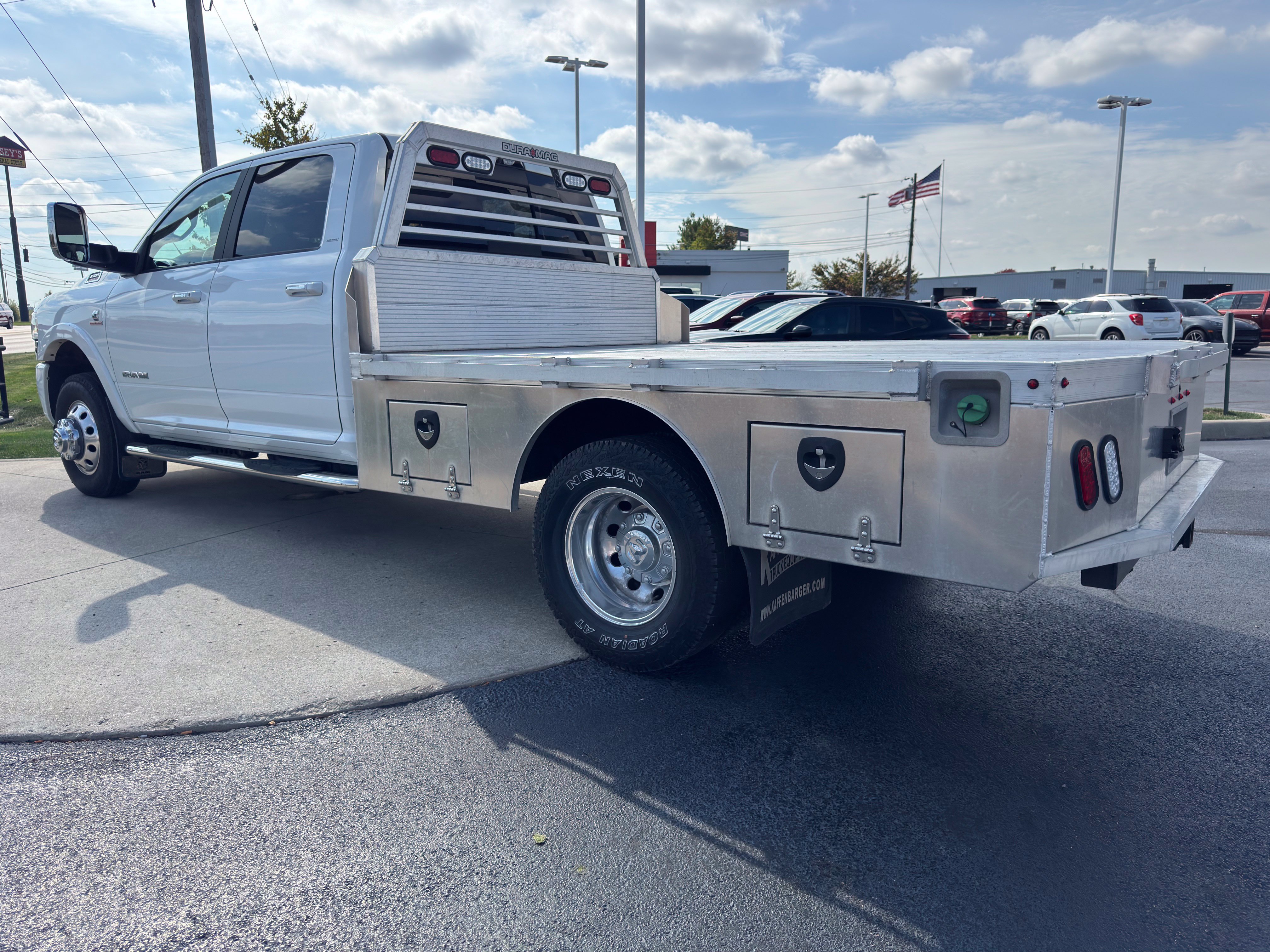 Used 2022 RAM 3500 Laramie AWD/4WD image 5