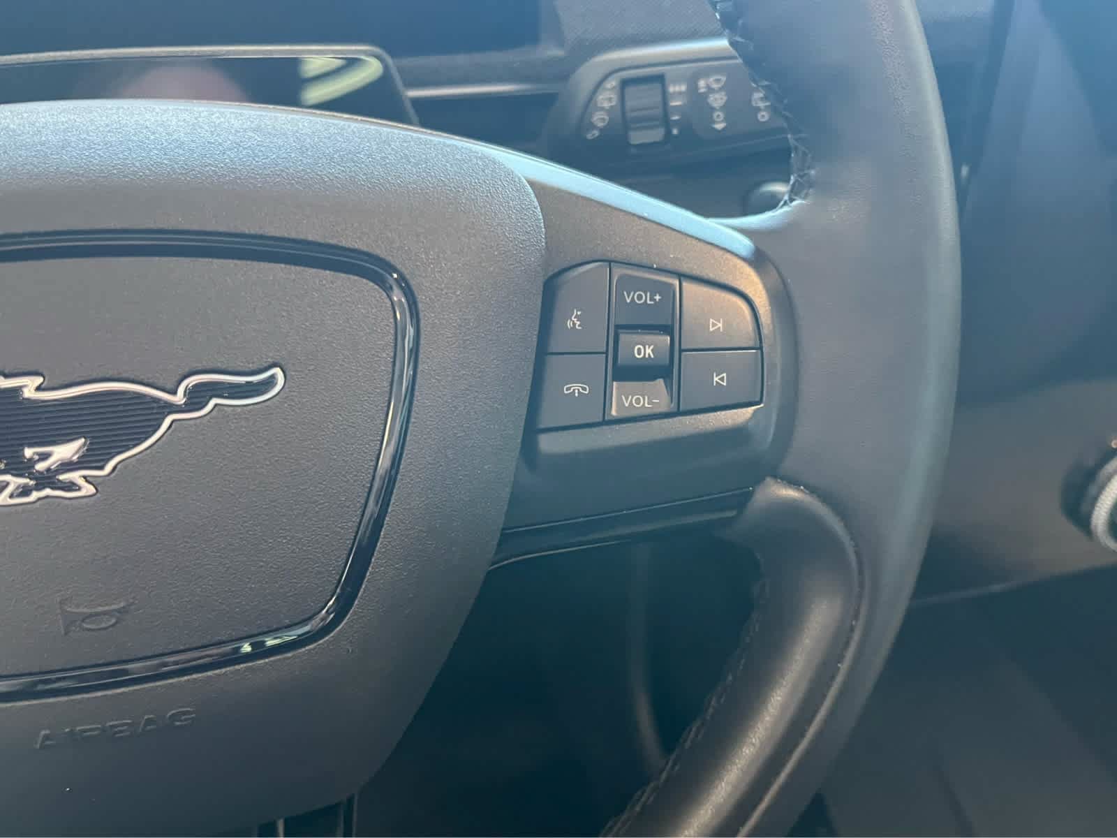 Used 2023 Ford Mustang Mach-E Premium AWD/4WD image 27