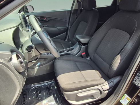 Certified 2022 Hyundai Kona SEL FWD image 17
