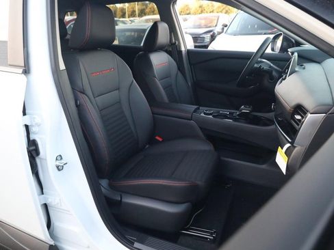 New 2026 Nissan Rogue SV image 24