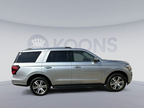 Used 2024 Ford Expedition Limited AWD/4WD image 12