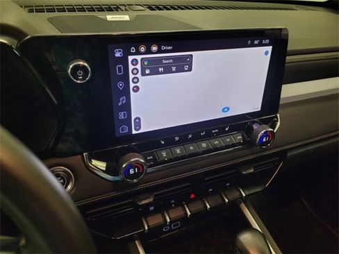 Used 2023 Chevrolet Colorado LT w/ LT Convenience Package II image 19