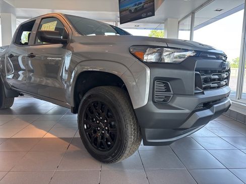 New 2025 Chevrolet Colorado W/T w/ WT Custom Package image 33