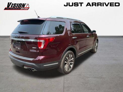 Used 2018 Ford Explorer Platinum AWD/4WD image 5