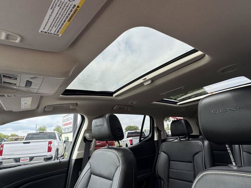 Used 2020 GMC Acadia Denali w/ Trailering Package AWD/4WD image 19