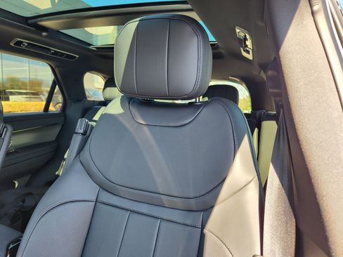 Certified 2025 Land Rover Range Rover Sport Dynamic SE image 11