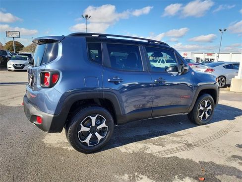 Used 2022 Jeep Renegade Trailhawk image 2