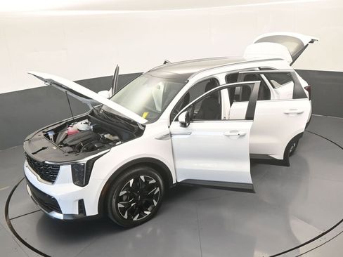 New 2025 Kia Sorento EX w/ Panoramic Sunroof Package image 67