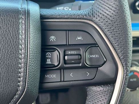 Certified 2025 Toyota Tacoma TRD Off-Road image 23