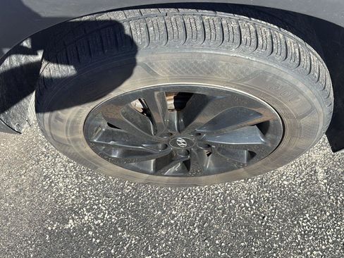 Used 2017 Hyundai Tucson SE image 11