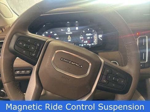 Used 2022 GMC Yukon Denali image 21