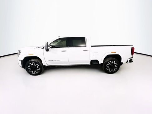 Certified 2025 GMC Sierra 2500 Denali image 4