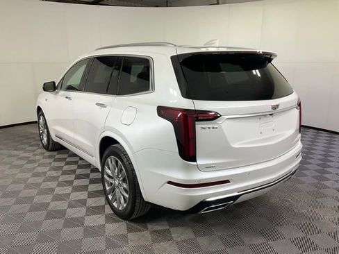 Certified 2023 Cadillac XT6 Premium Luxury image 4