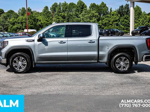 Used 2026 GMC Sierra 1500 SLT AWD/4WD image 9