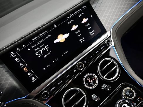 Certified 2024 Bentley Continental GT image 22
