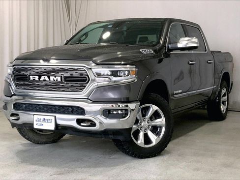 Used 2019 RAM 1500 Limited w/ Off Road Group image 12