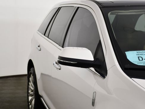 Used 2014 Lincoln MKX AWD w/ Equipment Group 102A image 14