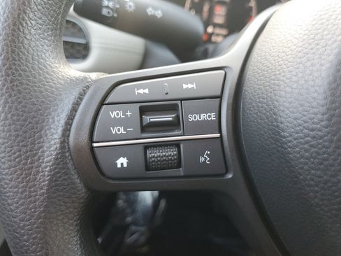 Used 2023 Honda HR-V LX image 28