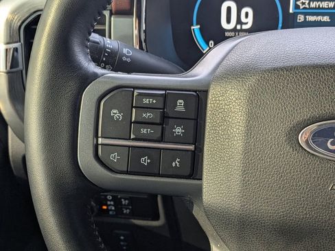 Used 2023 Ford F150 Lariat image 22