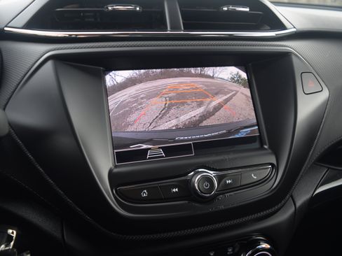 Used 2023 Chevrolet TrailBlazer LS image 10