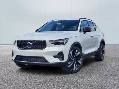 New 2026 Volvo XC40 B5 Ultra w/ Protection Package Premier