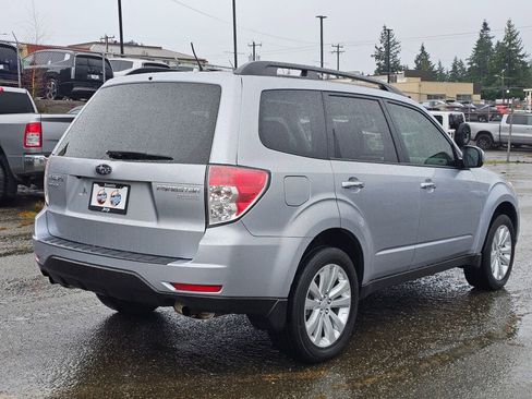 Used 2013 Subaru Forester 2.5X Premium w/ Popular Pkg 2 image 8